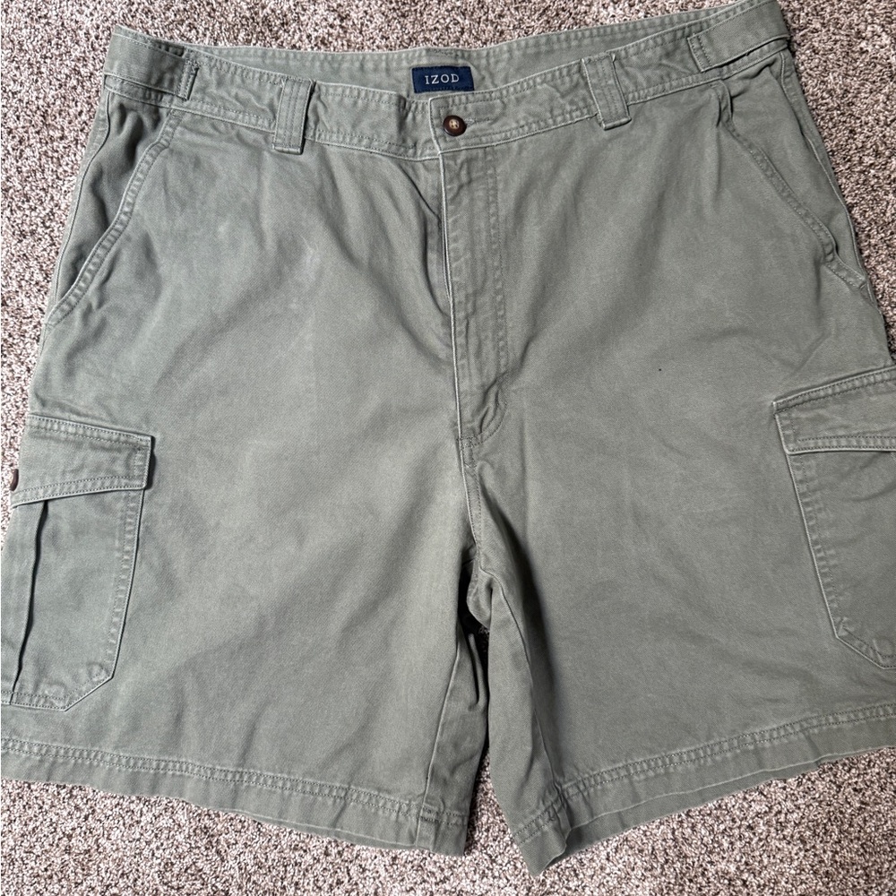 Izod Men's Olive Cargo Shorts